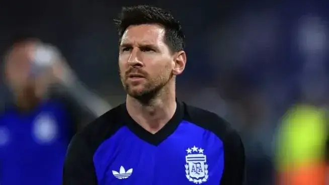 Inglaterra calienta la previa del partido ante Argentina: "A Messi hay que mandarlo a dormir"