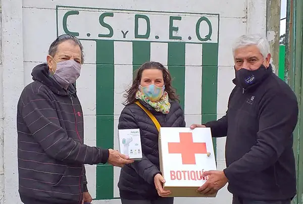 Donación de botiquines a los clubes