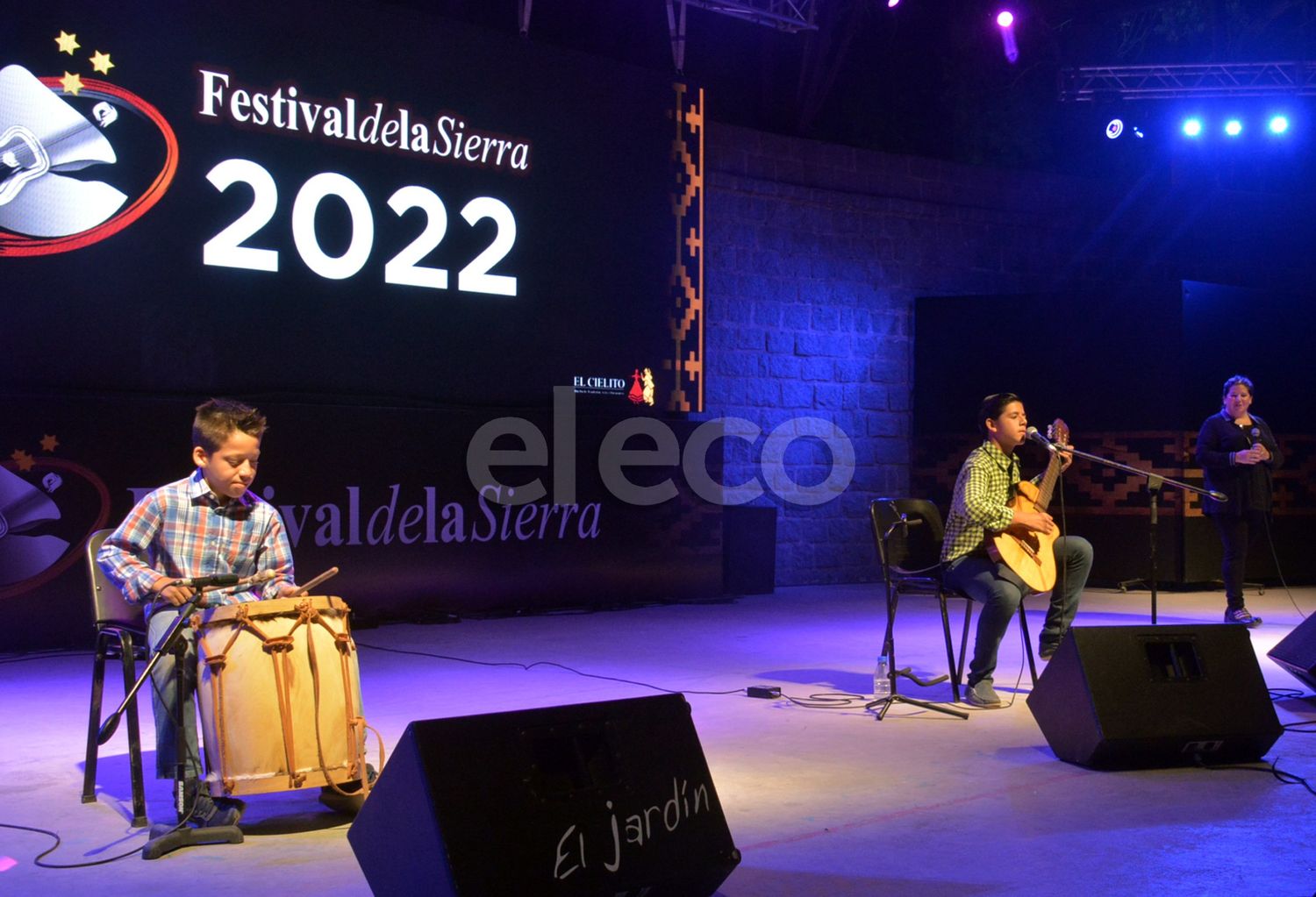 Promulgan ley de promoción y fomento de los artistas populares bonaerenses