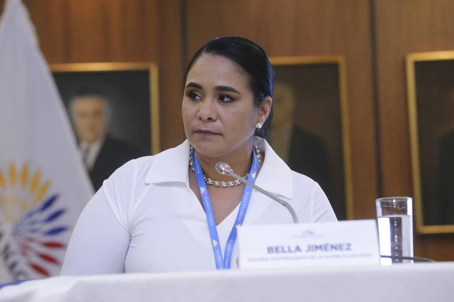 Denuncian a la vicepresidenta del Congreso de Ecuador por recibir sobornos