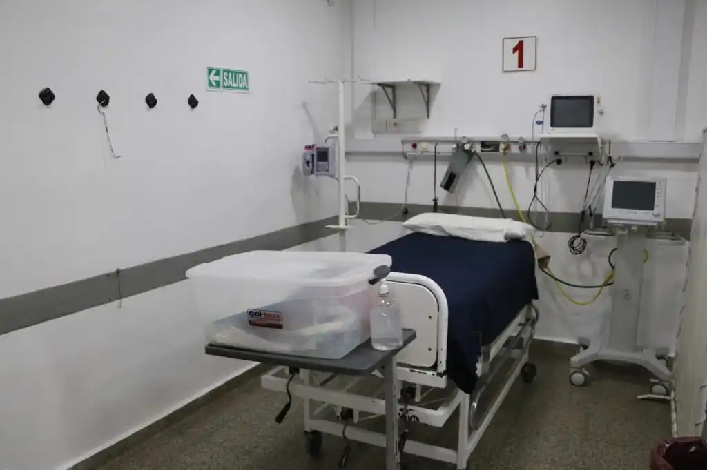 Hospital Iturraspe: inauguraron aula magna y avanzan mejoras en distintos servicios