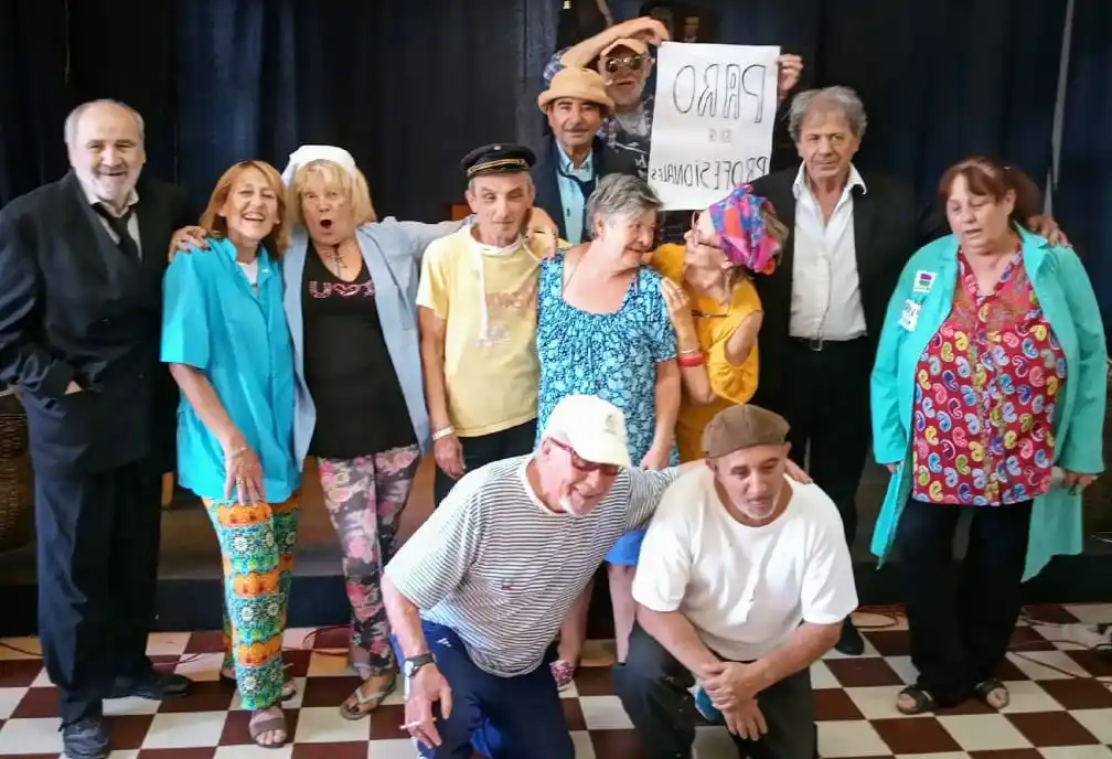 El grupo “Gracias a la vida” cierra el año presentando una obra