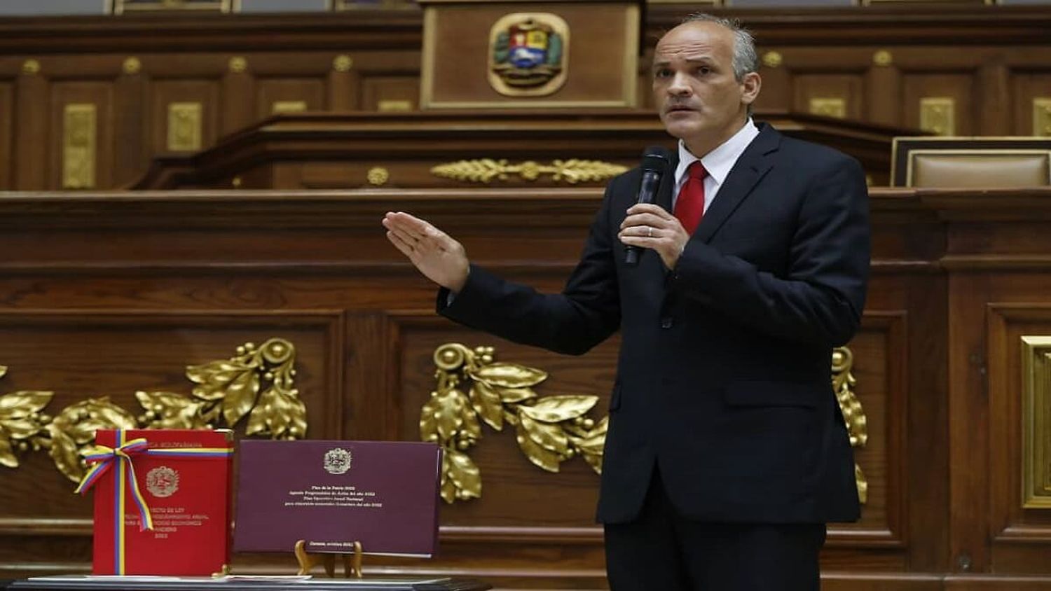 ¡POBRE PAÍS RICO! Aún no se ejecuta el presupuesto del 2023 y ya se devaluó 50%