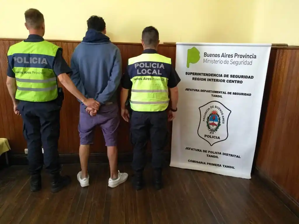 Demoraron a dos personas que realizaban compras con dinero falso