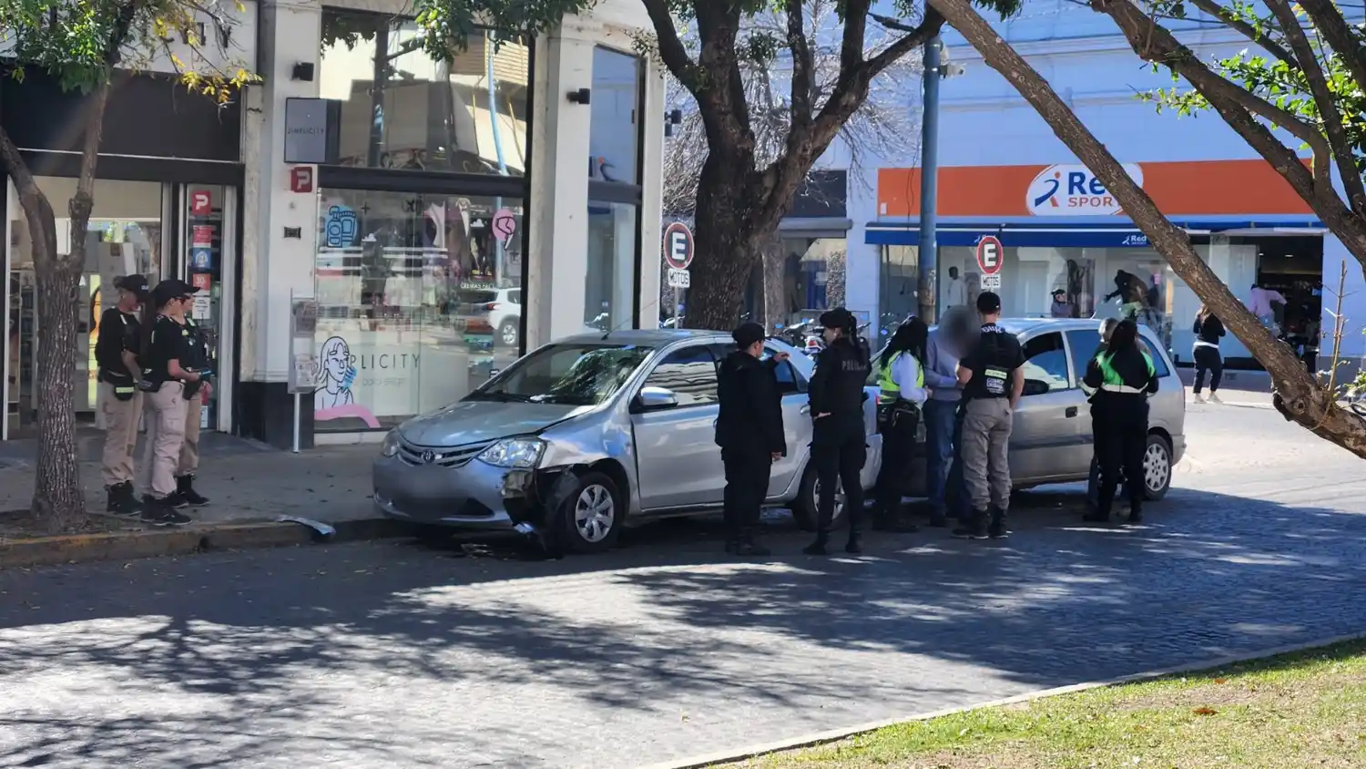Accidente en Bv. Santa Fe | Crédito: RADIO RAFAELA