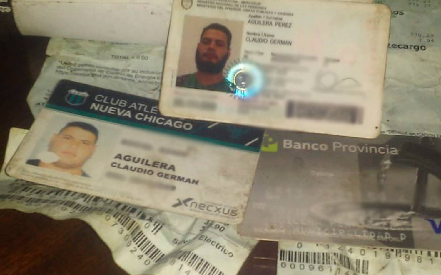 Documentación encontrada a nombre de Claudio Aguilera