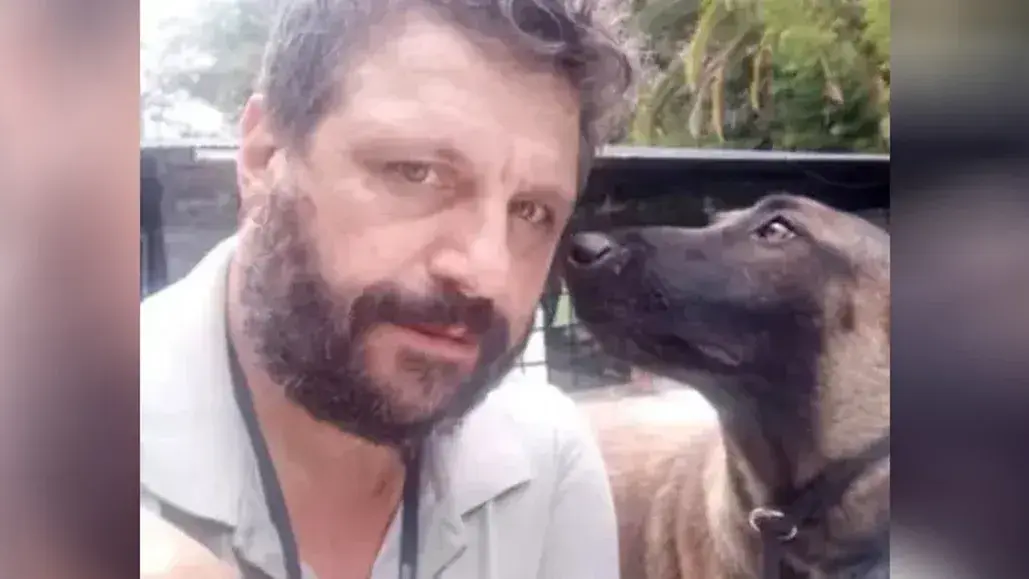 Rescataron siete perros en la vivienda de Manuel Alberti. Foto  Infobae.