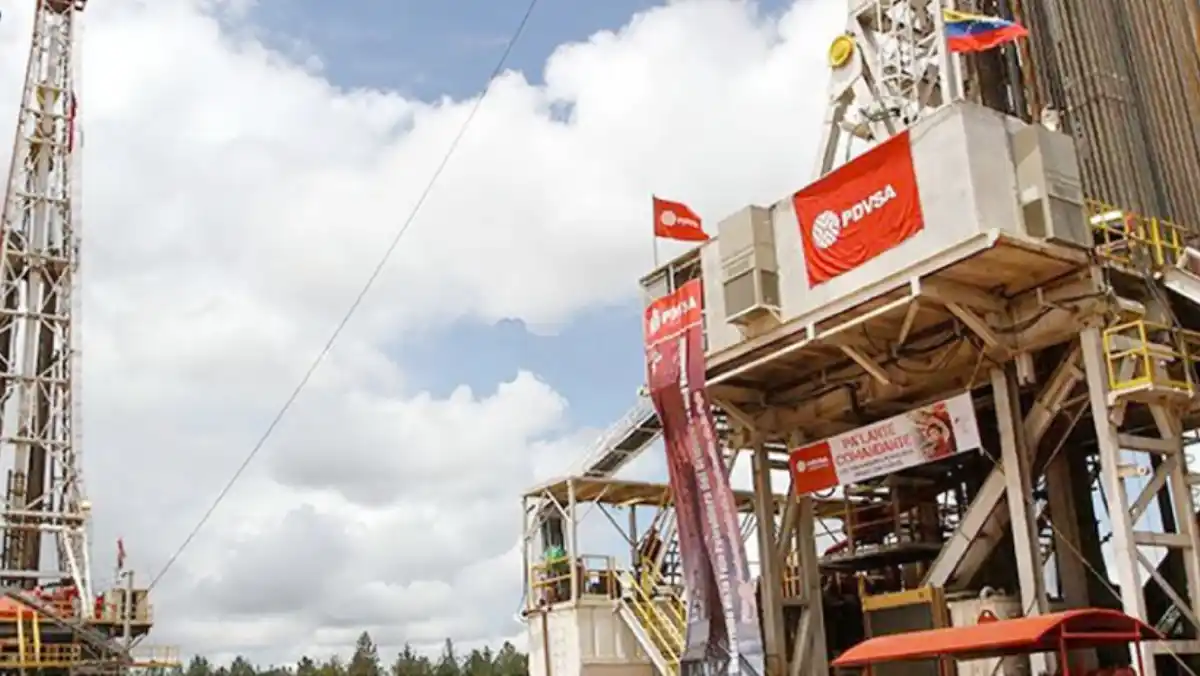 Venezuela amplía hasta 2050 las operaciones de empresa mixta petrolera con Chevron