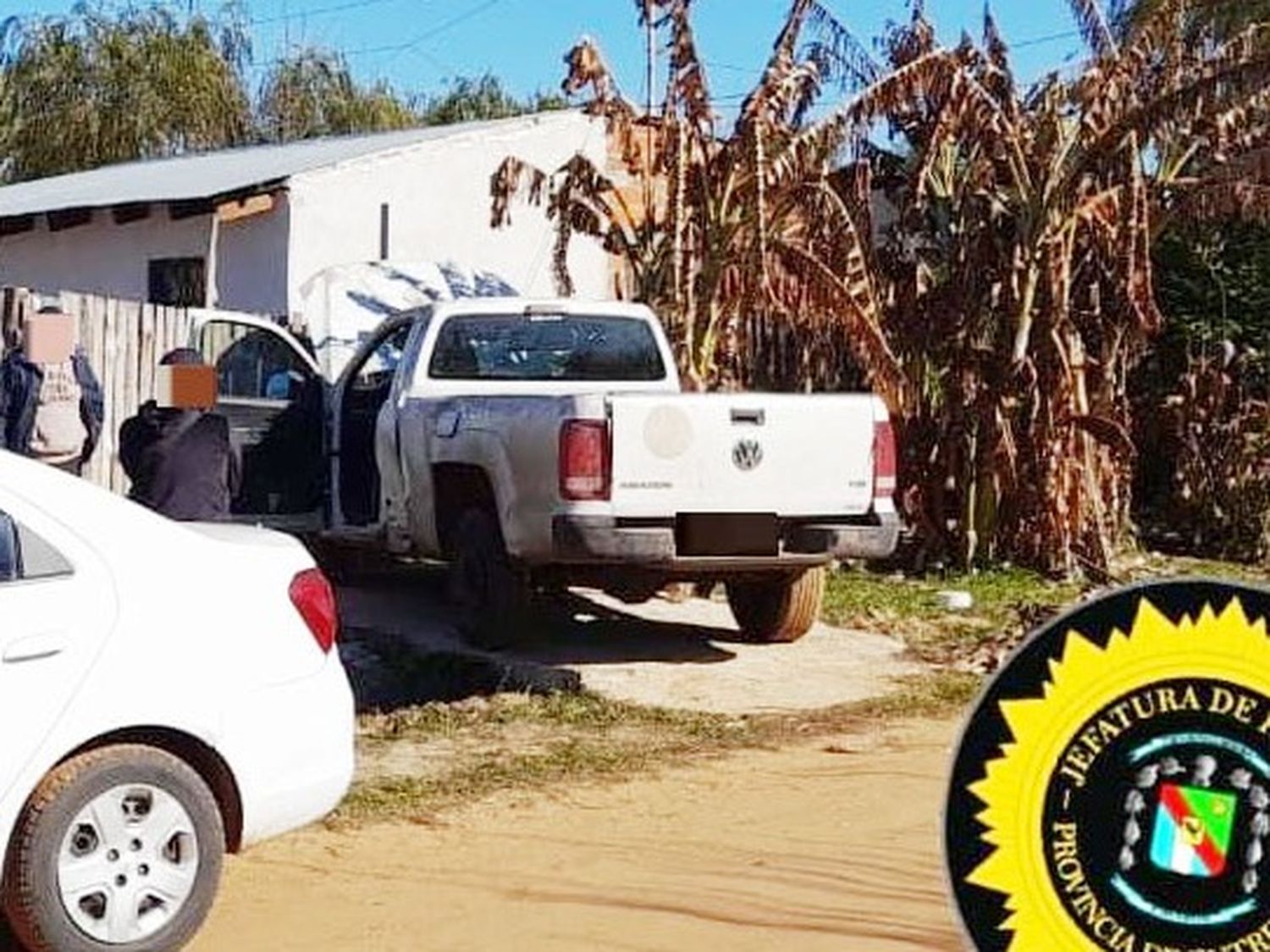 Secuestran camioneta robada