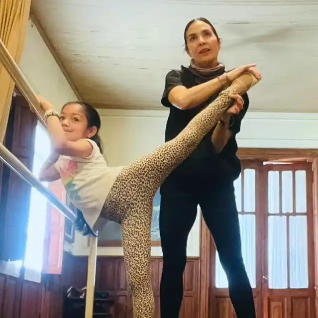 Danza: Dos alumnas participarán en la final de un importante certamen 
en la provincia de Mendoza