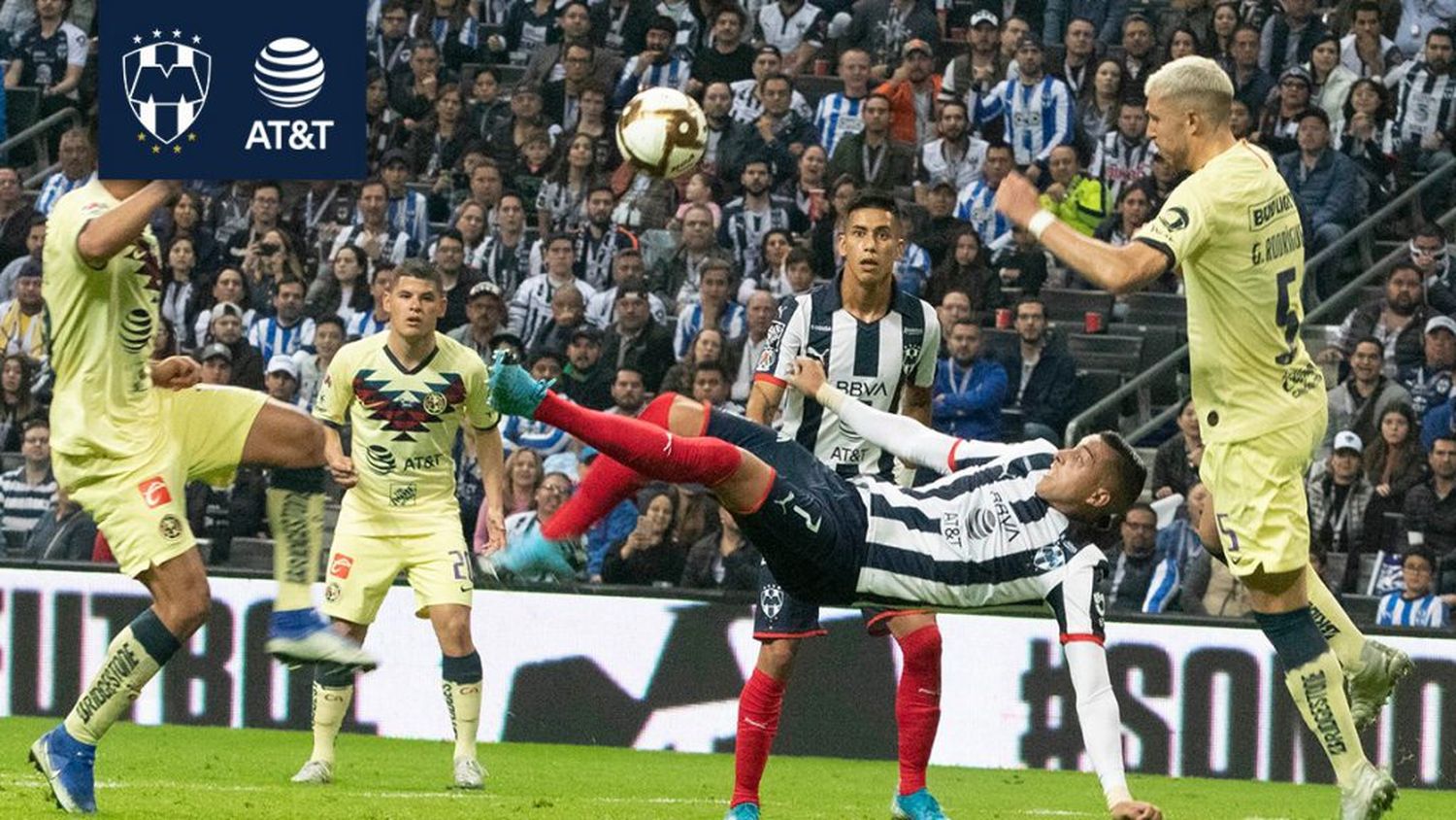 Monterrey, en ventaja con un golazo de Funes Mori