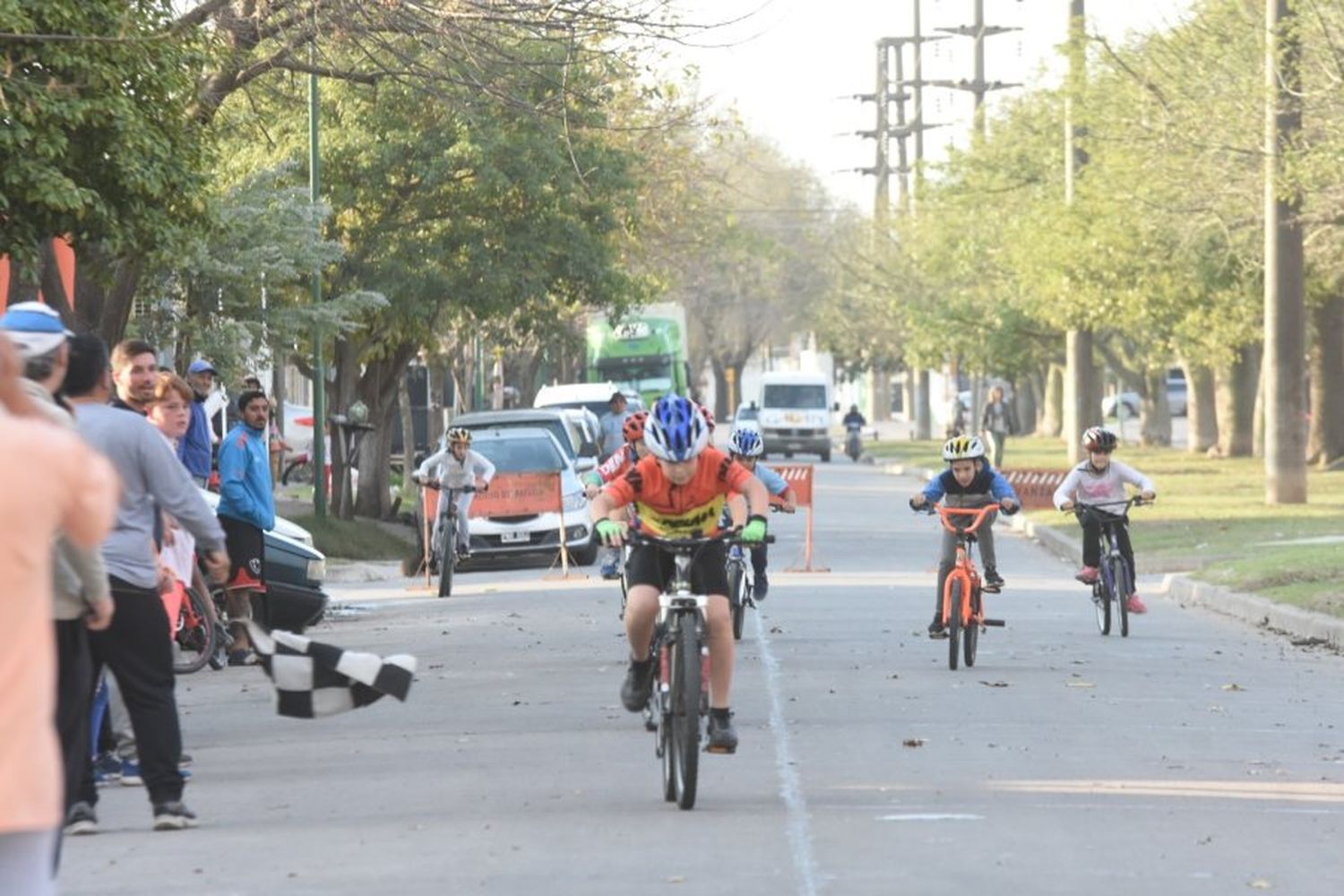 Se llevó a cabo una nueva edición de “Ciclismo en los barrios”