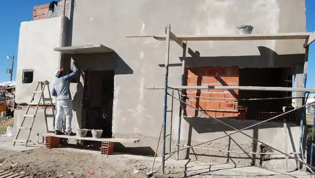 Habrá nuevo impuesto para financiar el plan de viviendas sociales