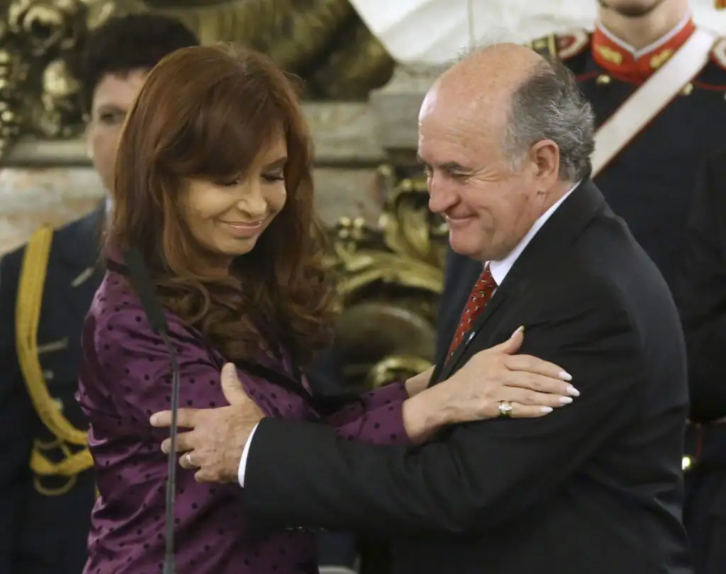 No descartaron la asistencia de la expresidenta al diálogo