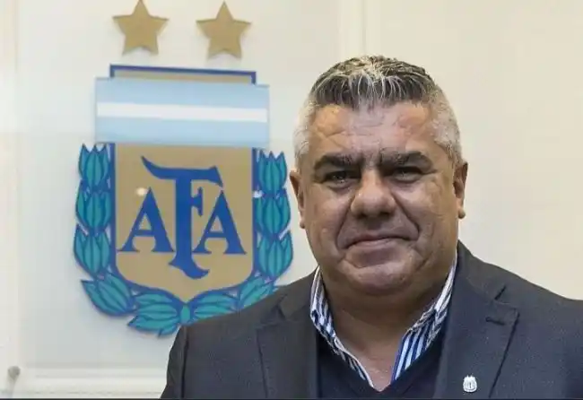 Claudio Tapia anunció la vuelta de los hinchas visitantes al fútbol argentino: "Es un día histórico"