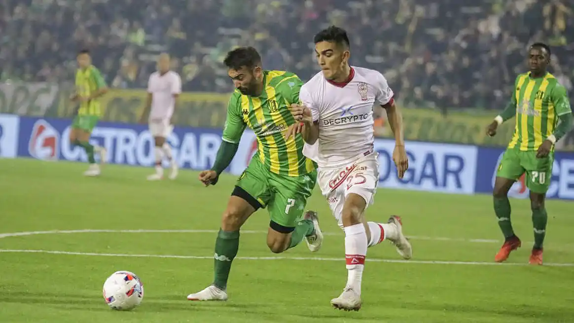 Cóccaro frenó la marcha de Aldosivi en Mar del Plata
