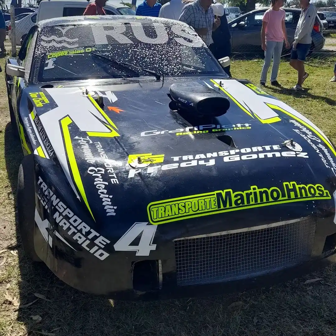 Macuso y López Islas condujeron el Dodge ganador.