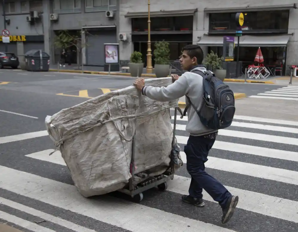 El desempleo subió 2,5 puntos y se ubicó en 13,1 por ciento en el segundo trimestre