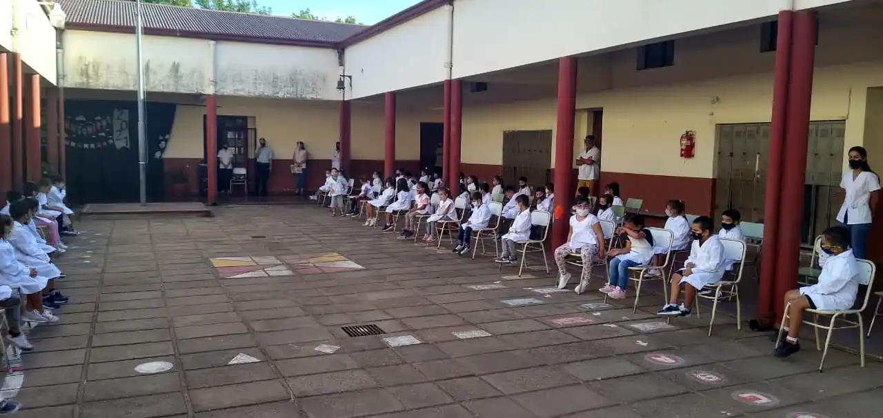 El cierre extendido de colegios y escuelas puede tener un efecto devastador en las generaciones futuras