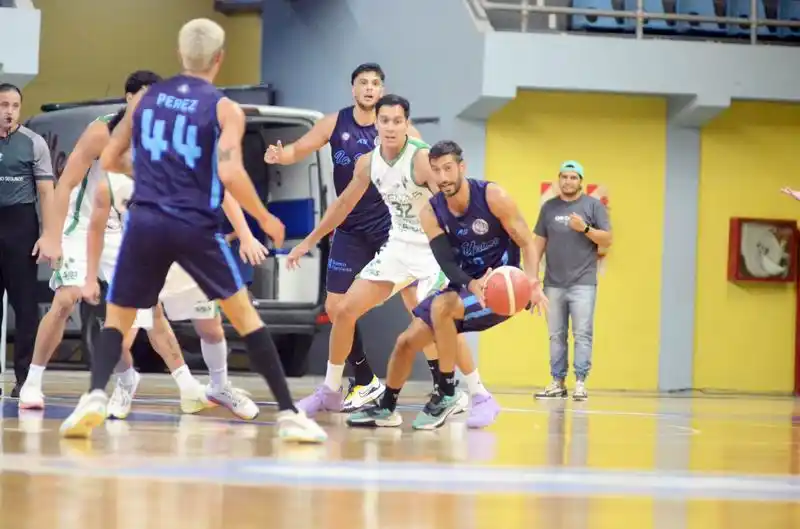 En un súper domingo de verano,
La Unión recibe a Independiente