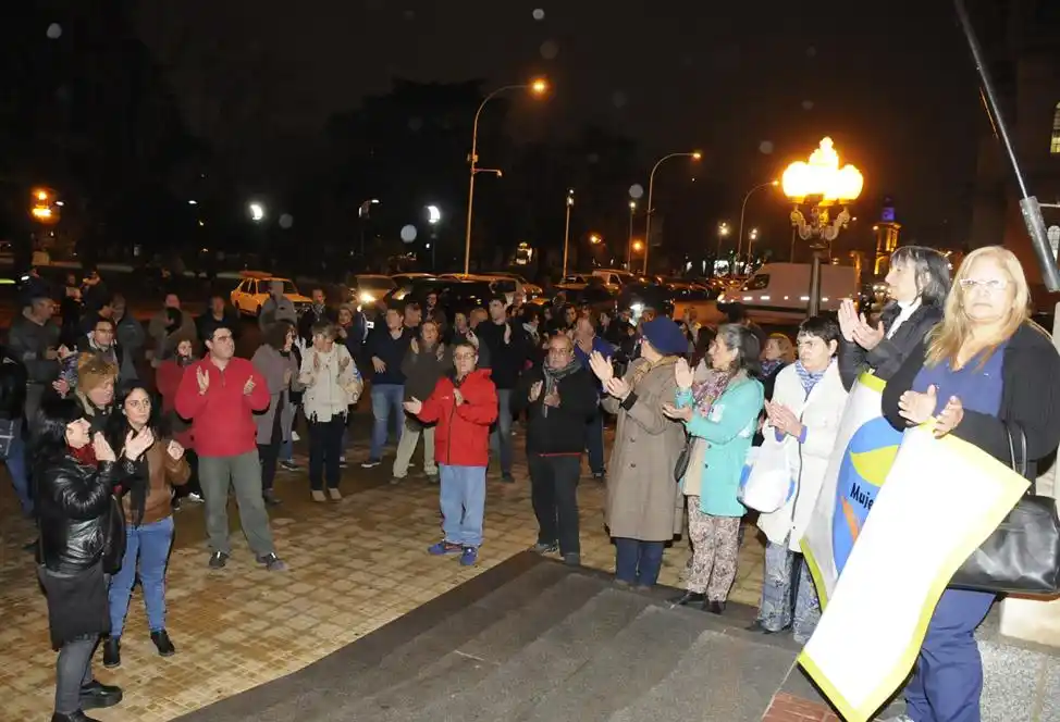 Se manifestaron en la Plaza para que se devuelvan las  pensiones