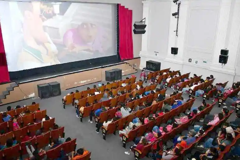 Más de 9000 niños disfrutaron de películas 
en forma gratuita en vacaciones invernales