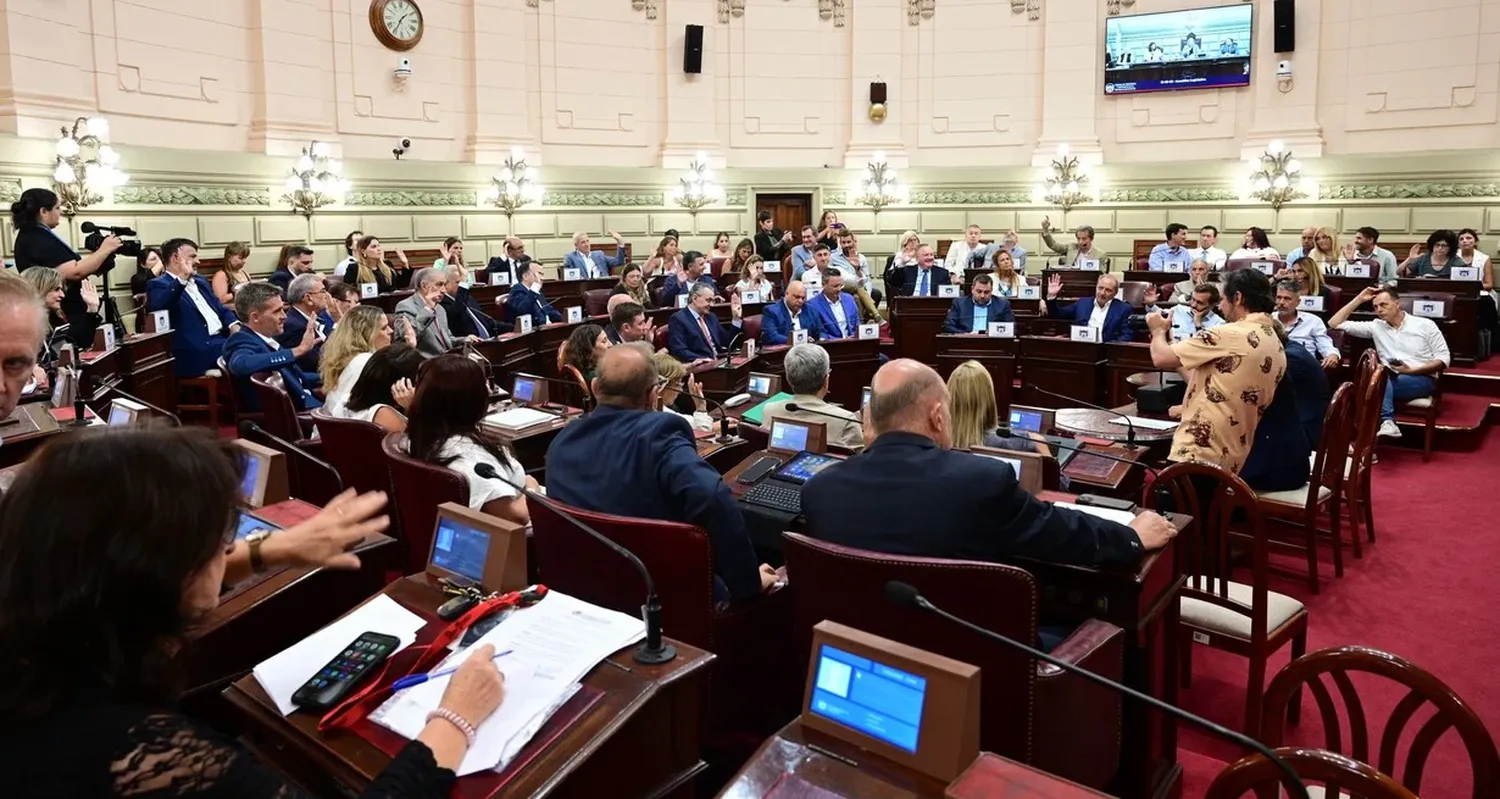 Este jueves, la Asamblea Legislativa aprobó los pliegos de los tres candidatos a ministros para integrar la Corte Suprema de Justicia de Santa Fe. Crédito: Flavio Raina.