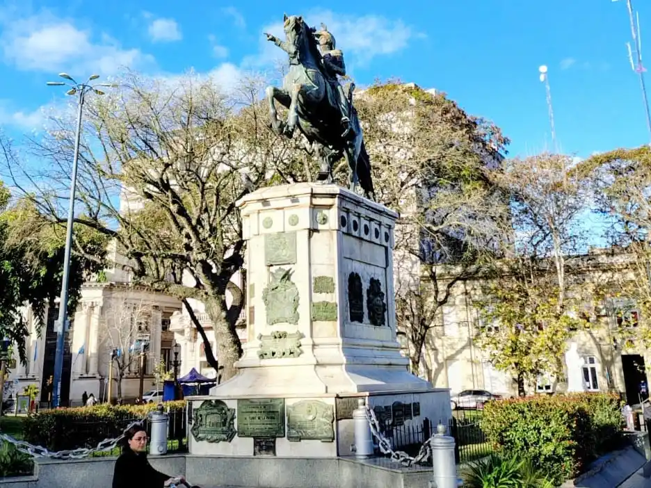San Martín: mucho más que una estatua de mármol