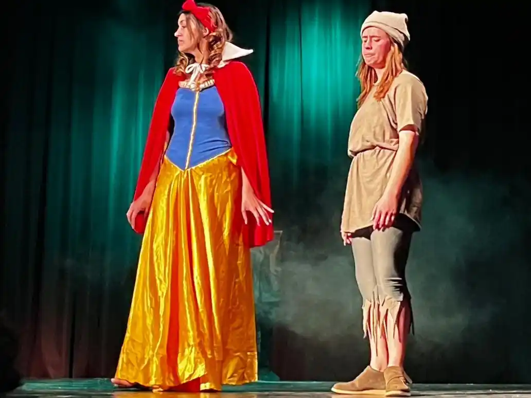 Se inician talleres de teatro de verano en la Sociedad Italia