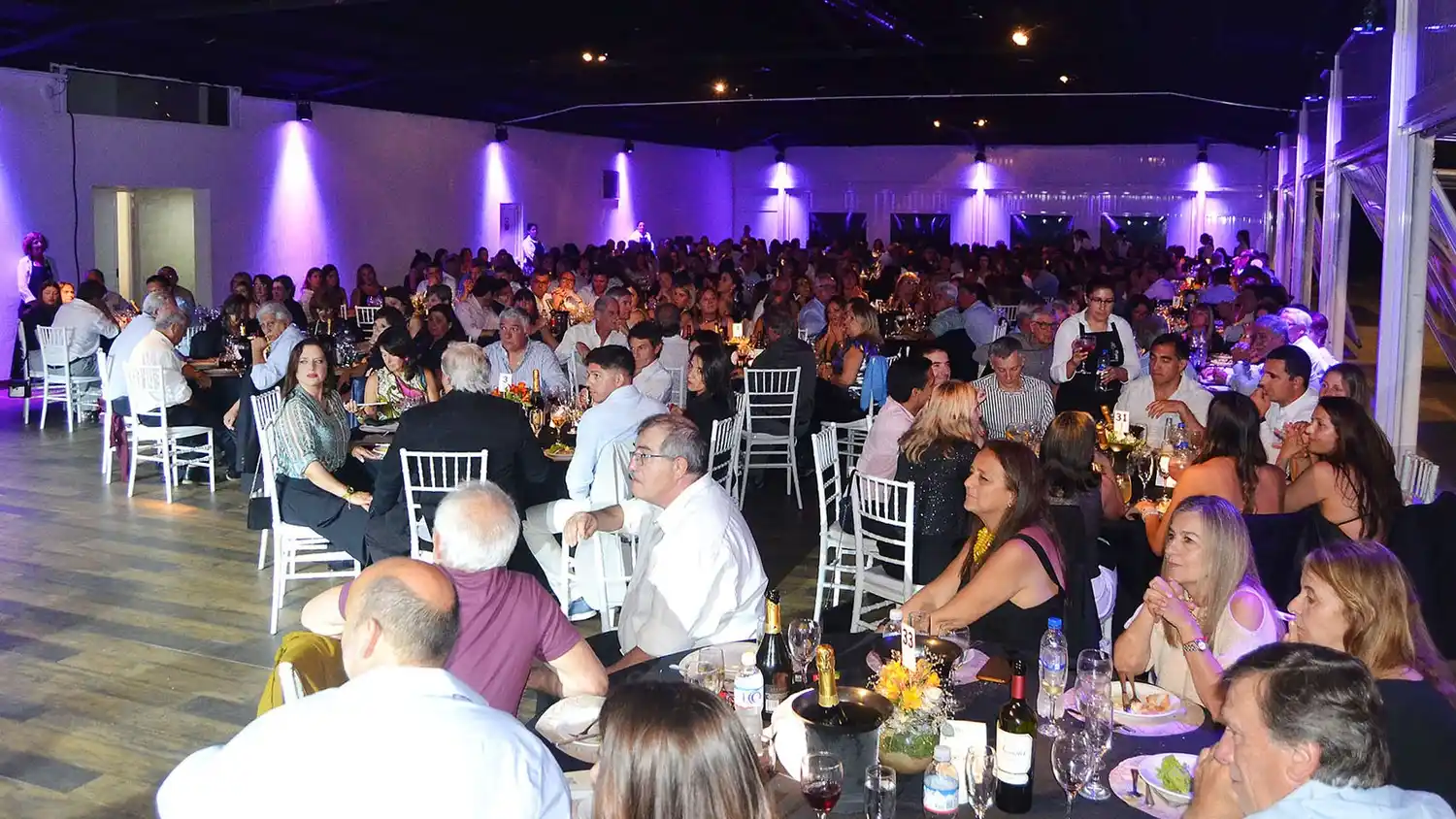Gran cena solidaria a beneficio de la Escuela “Lucecitas”