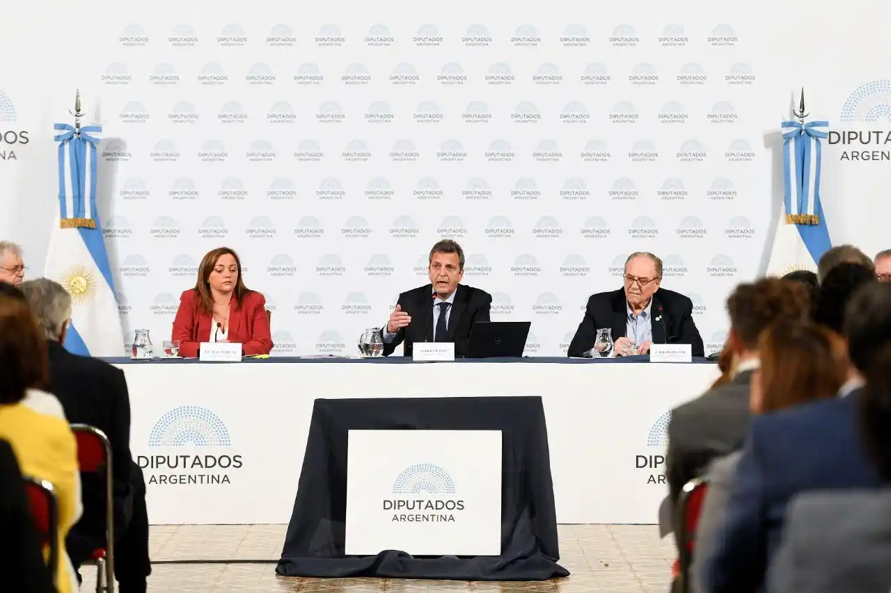 "El Presupuesto 2023 está planteado con metas realistas y prudentes", expresó Sergio Massa desde Diputados