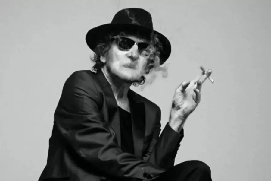 “Homenaje a Charly García que está cumpliendo 70 años. Será en el escenario móvil, ubicado en las inmediaciones de la Escuela de Música.