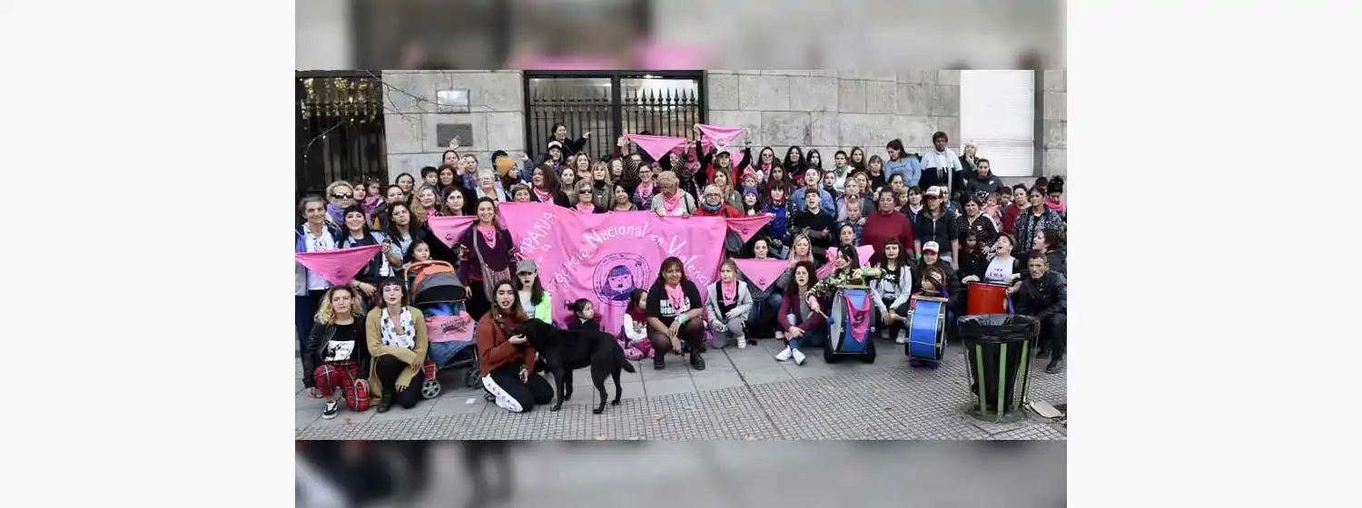Las mujeres reclamaron por la declaración nacional de Emergencia de Género