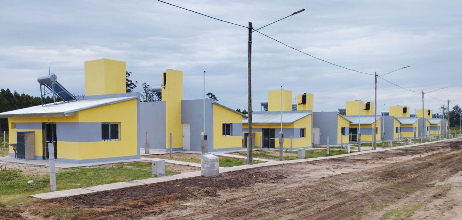 Diez familias cuentan con casa propia