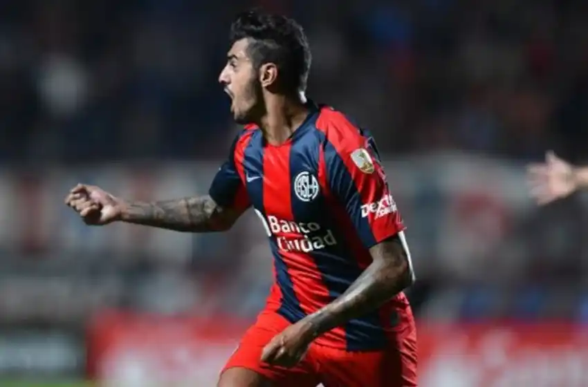 San Lorenzo venció a Junior y respira Almirón