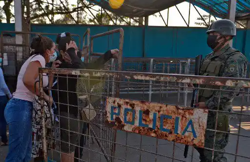 Ecuador después del motín repatriará a presos extranjeros, hay venezolanos