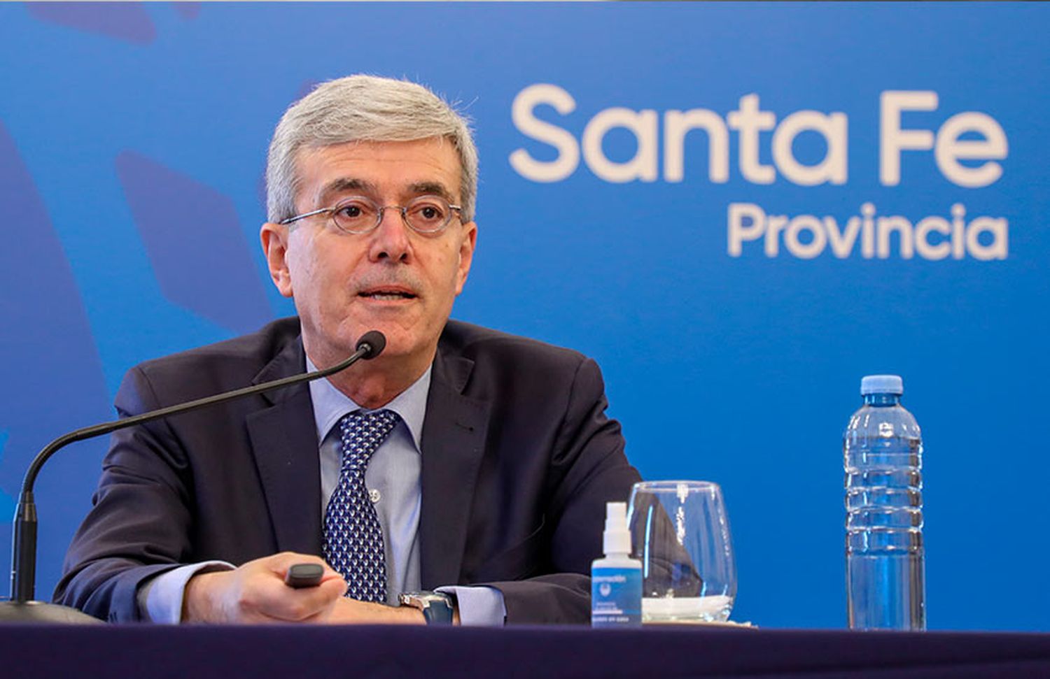 Como ocurrió a nivel nacional, el gobierno de Santa Fe prorrogó el presupuesto del año pasado