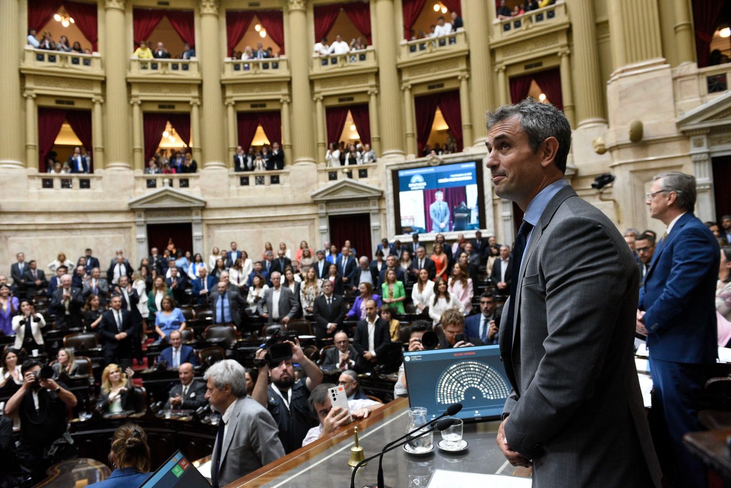 La Cámara de Diputados retomó a las 14.30 de este martes la sesión especial