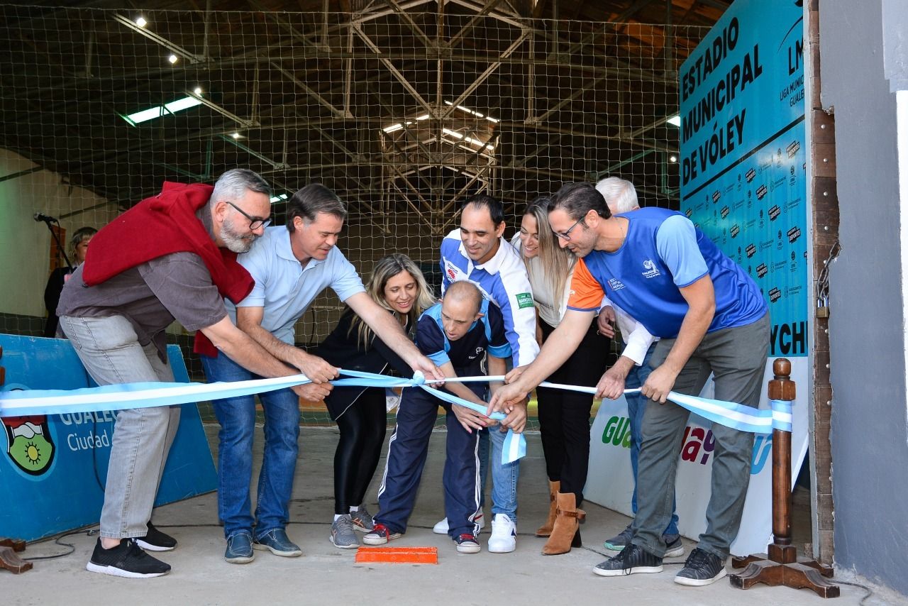 Inauguraron el Estadio  Municipal de Voley con una capacidad para más de 800 personas