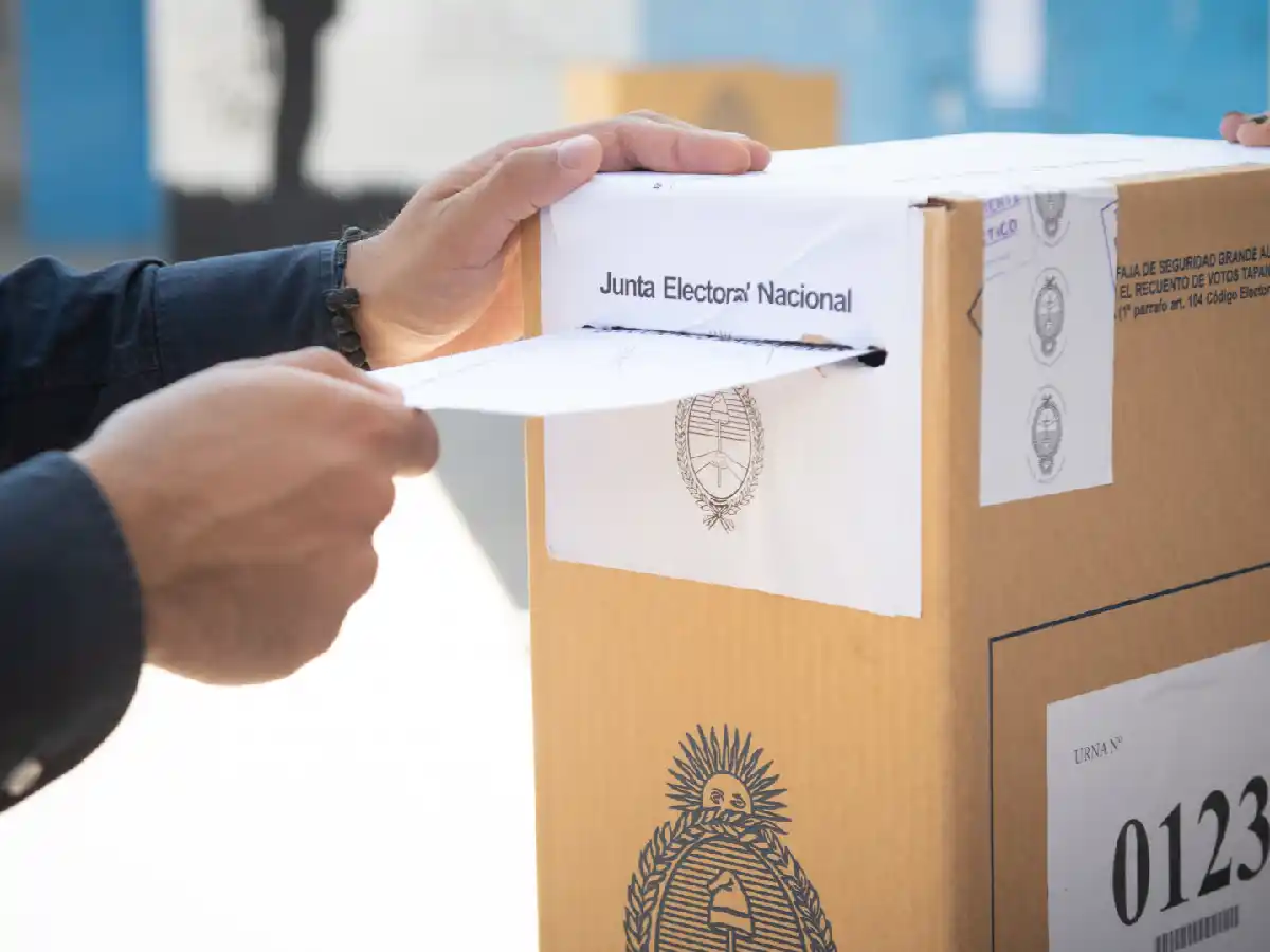 Oficializan la convocatoria a las PASO y a las generales