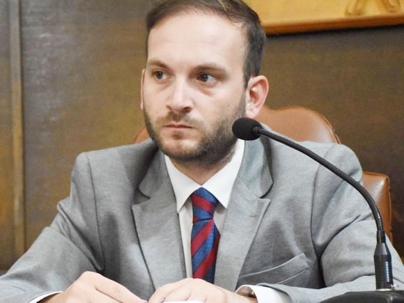 Sastre: “Dentro de lo que establecen las ordenanzas, todo; fuera de ello, nada”