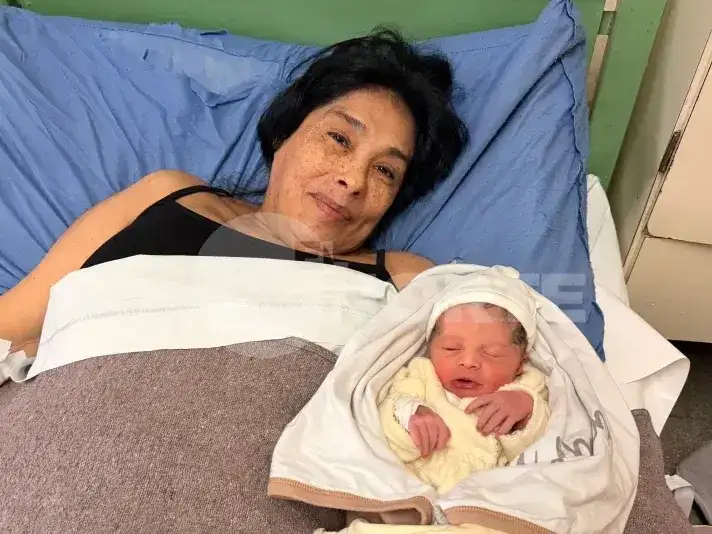 Mabel es la mujer de mayor edad registrada en dar a luz en la Argentina, un hecho que fue posible gracias a las técnicas de reproducción asistida.