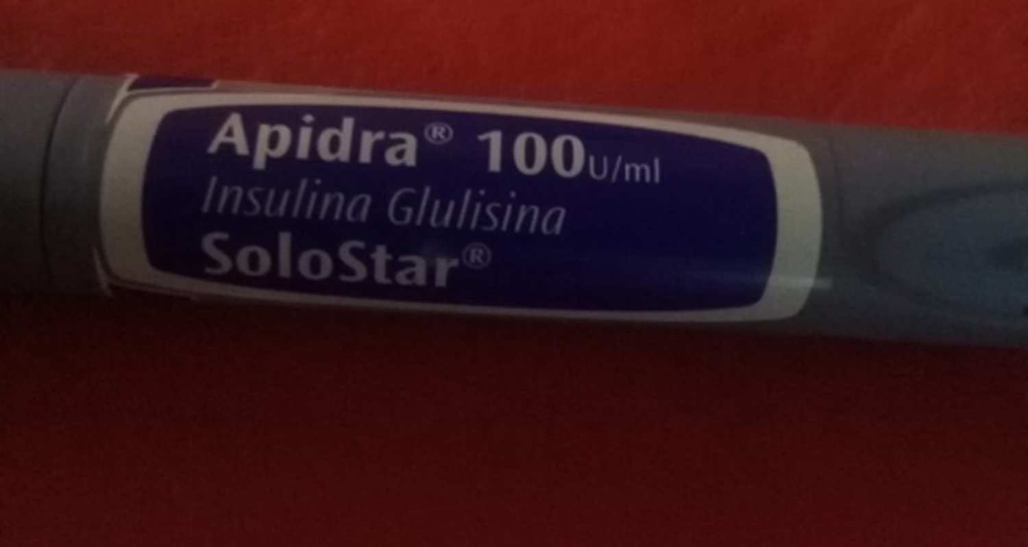 Mamá necesita insulina para su hijo