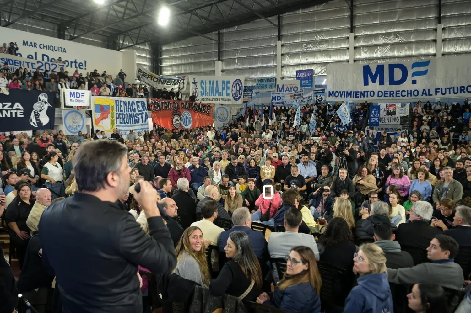 El plenario del Movimiento Derecho al Futuro reunió a dirigentes y militantes de los 27 municipios de la Quinta Sección Electoral.