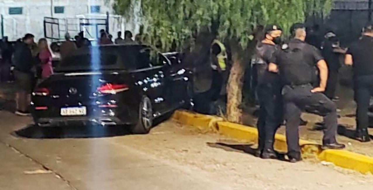 Mendoza: perdió el control del auto y mató a dos jóvenes