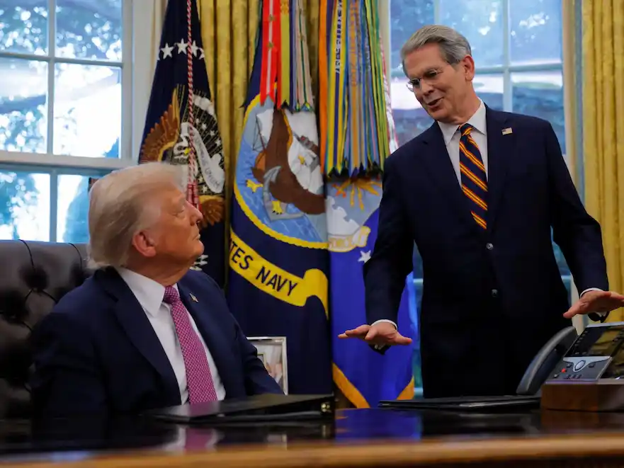 Cuánto ganó EEUU con sus intervenciones para contener el dólar antes de las legislativas, según un informe privado