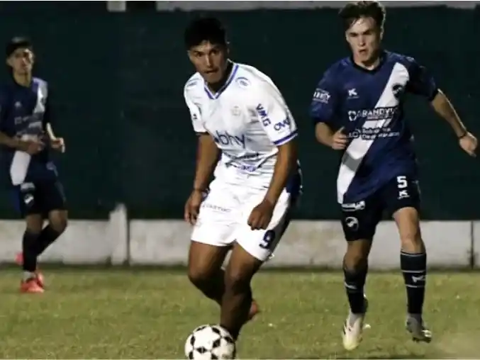 El líder, Sp. Ben Hur, recibe a la Crema a las 21:30 en el inicio de la fecha 11 del Apertura liguista. Foto: AR