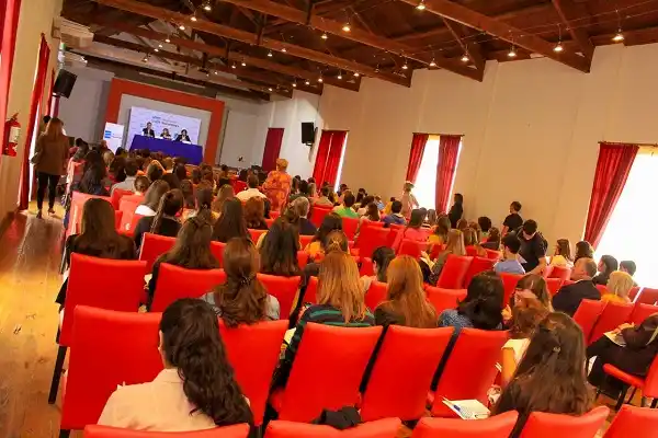 La ciudad es sede del Primer Congreso de Bromatología y Nutrición