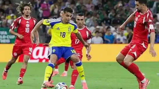 Suecia goleó y Túnez echó a su entrenador