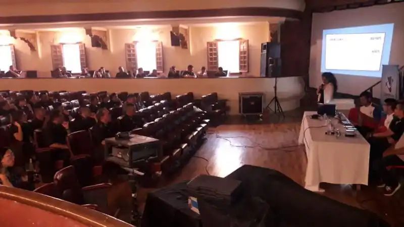 Vera: capacitacitaron sobre grooming a policías